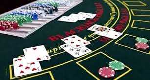 Tampilan bet slip kombinasi dengan empat pilihan berbeda